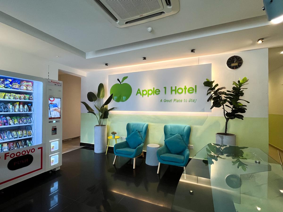 Apple 1 Hotel Queensbay photo 1