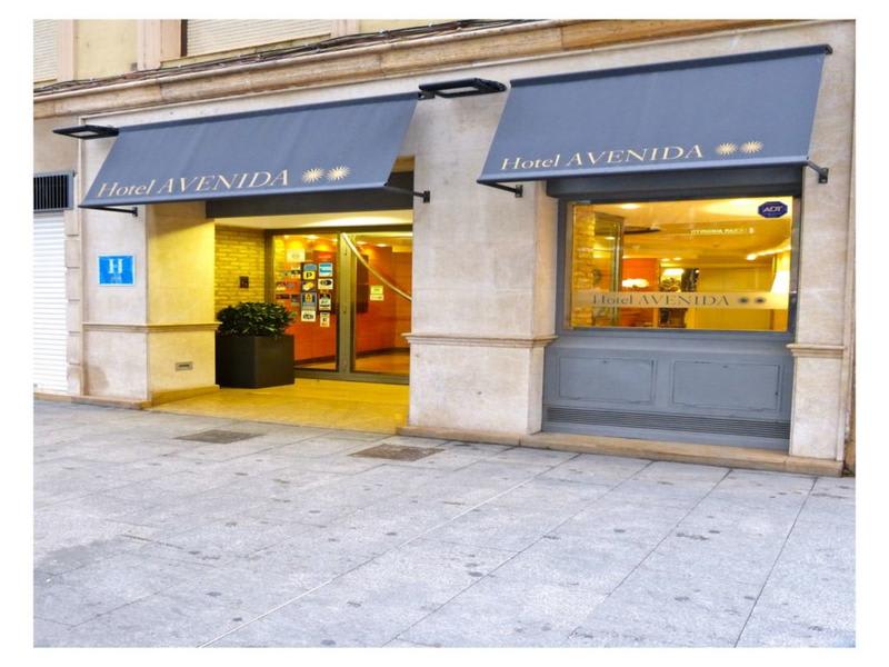 Hotel Avenida Zaragoza photo 2