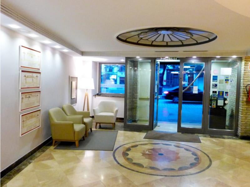 Hotel Avenida Zaragoza photo 4