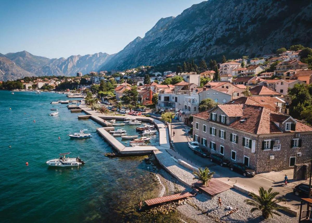 Montenegro Hostel 4U photo 1