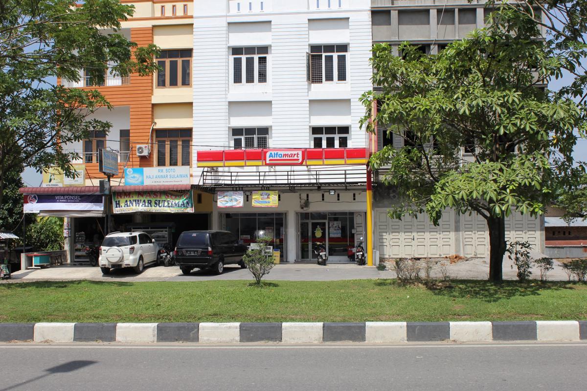 Penginapan Transit Tomato photo 1