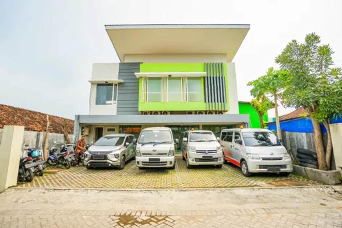 Ardhya Guesthouse Syariah photo 1