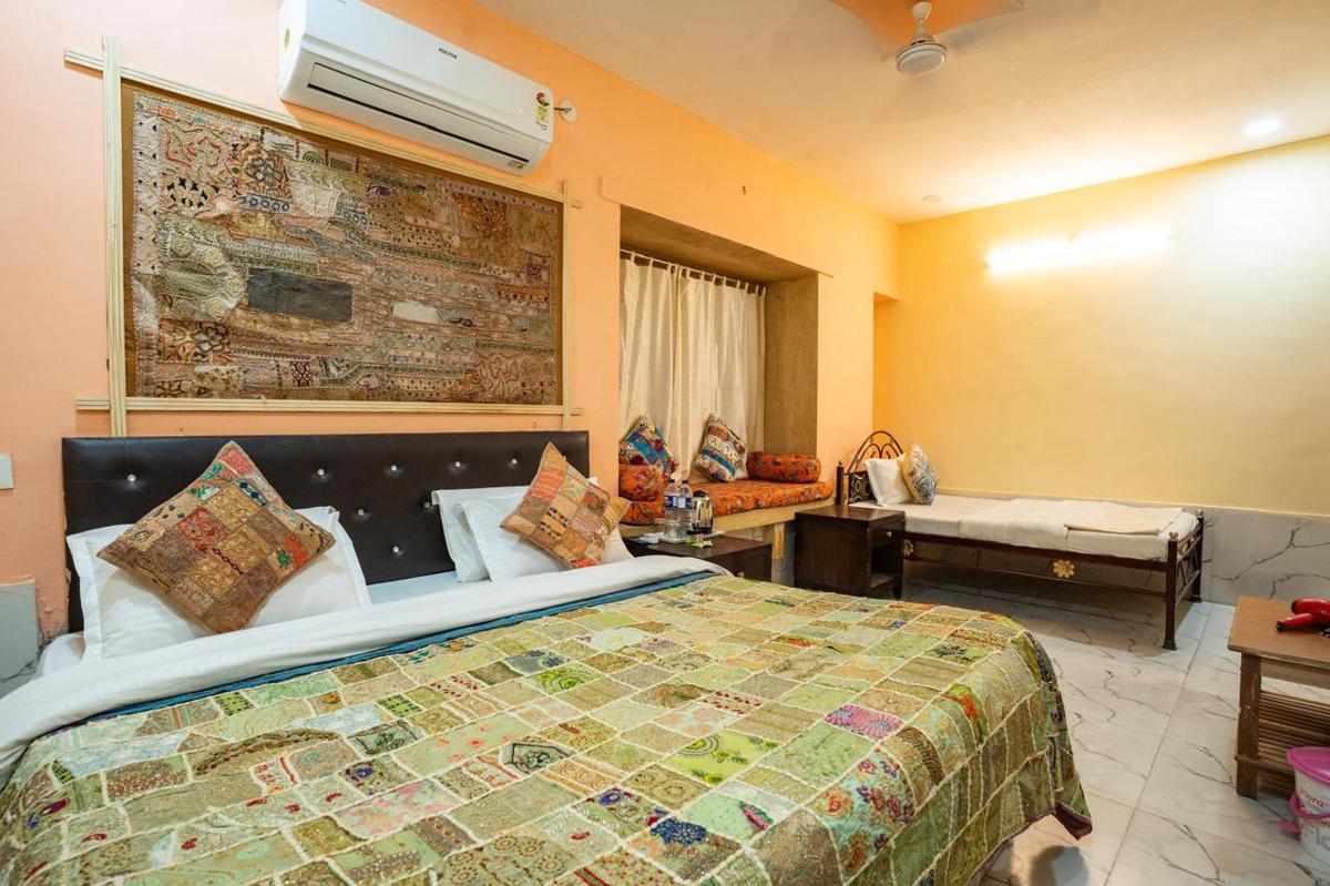 Explore Hostel Life Jaisalmer photo 4