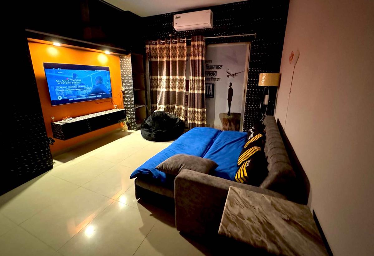 Hostel by zooFamily photo 1