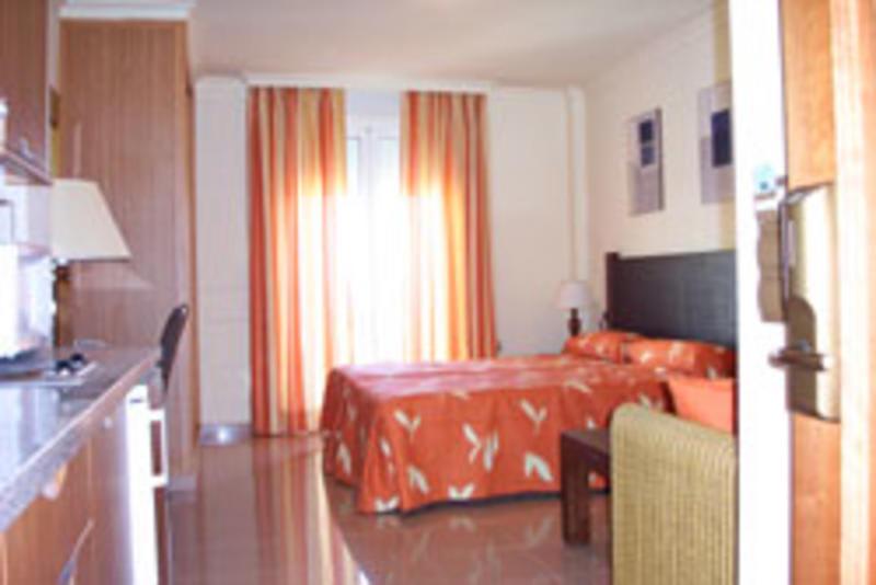 Toboso apar-turis photo 3
