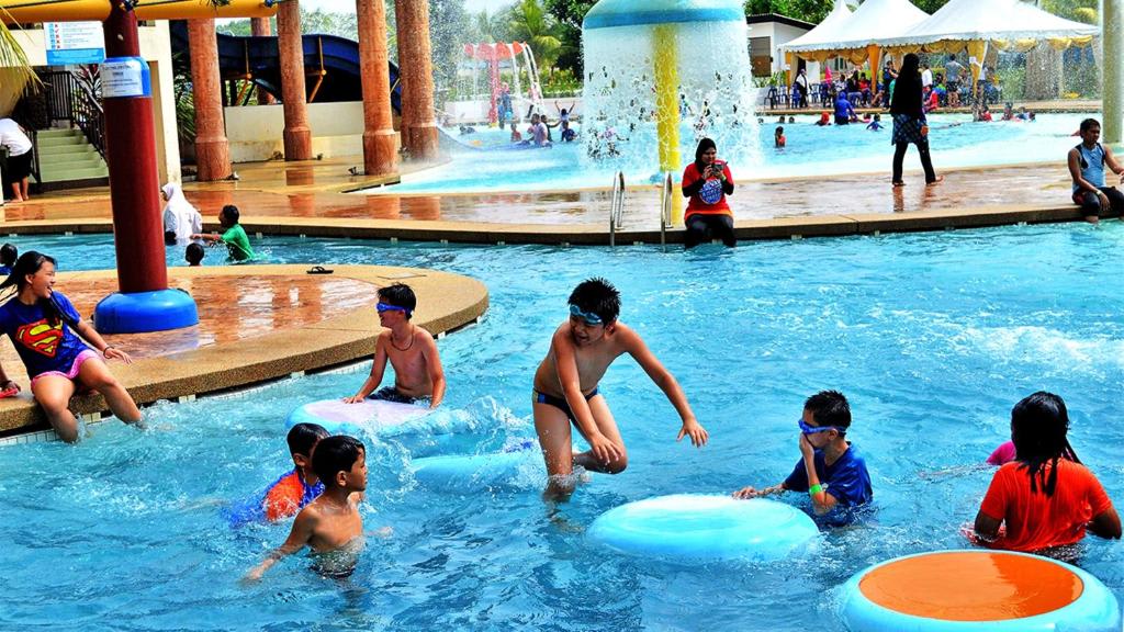 Bayou Lagoon Park Resort photo 3