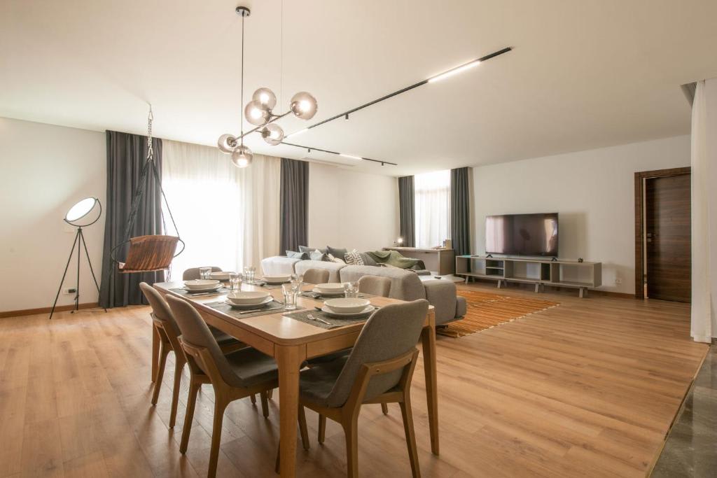 Sequoia at Akoya Residence photo 2