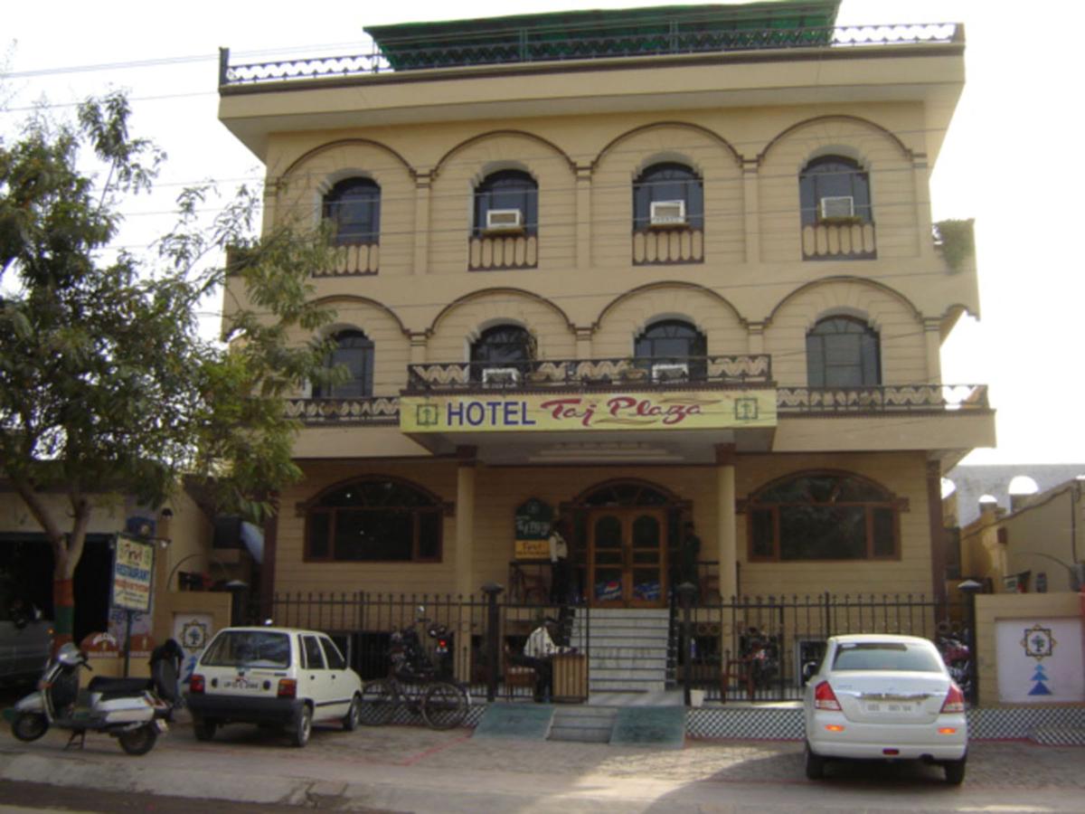 Hotel Taj Plaza photo 1