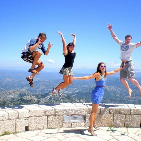 Montenegro Backpackers Home Budva photo 5