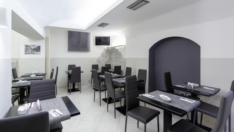 Hotel University photo 2