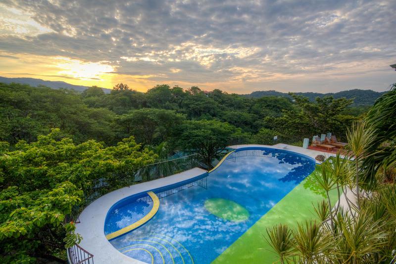 Jungle's Edge Hotel photo 1