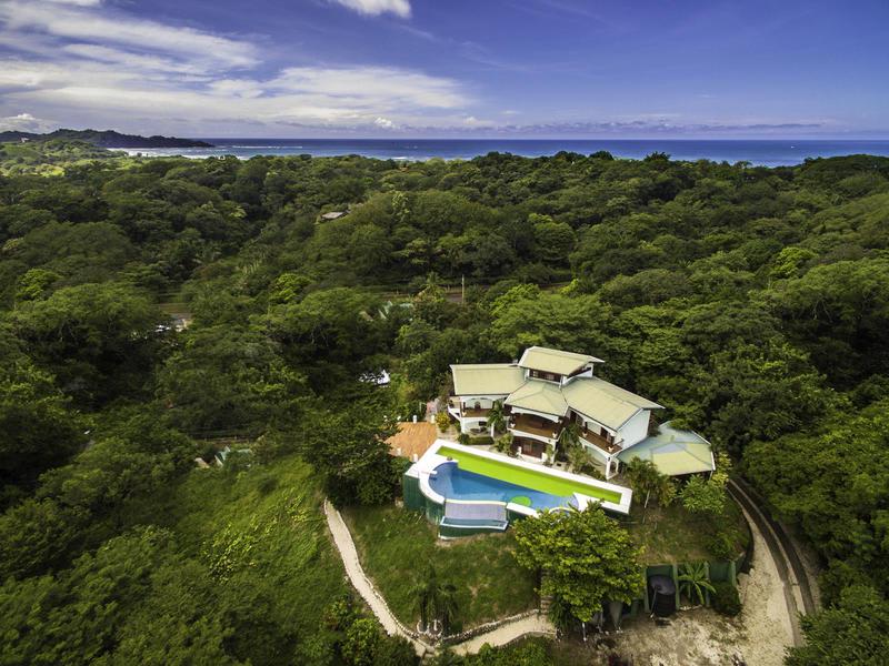 Jungle's Edge Hotel photo 3
