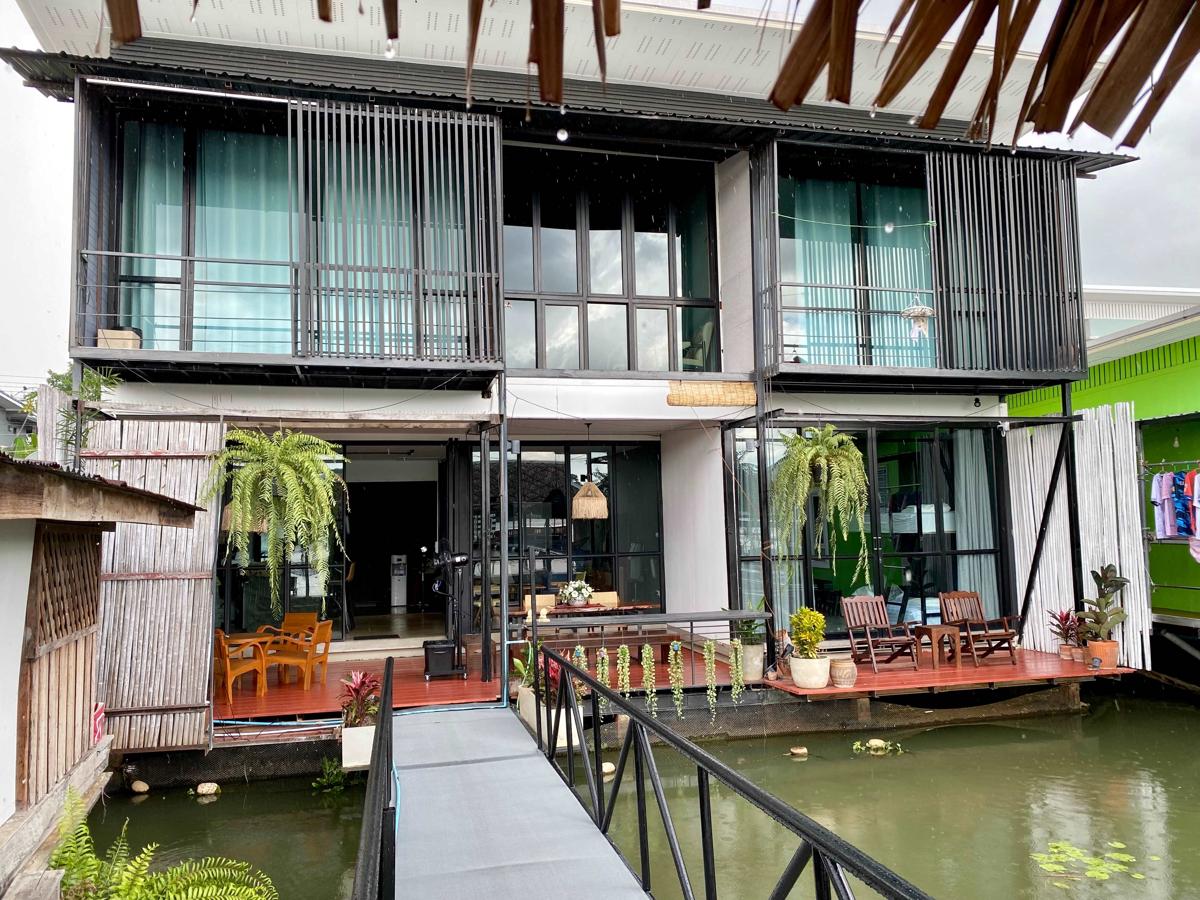 D Hostel by the river photo 1