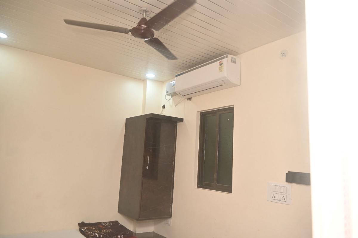 Jai Radhe Krishan Residency photo 3