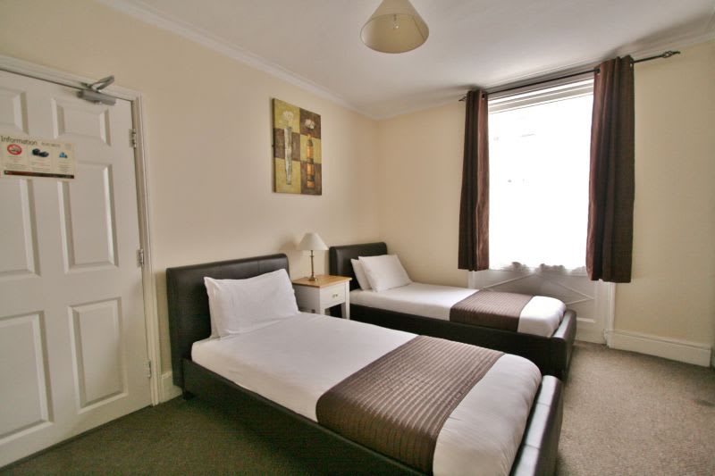 Central Hotel Cheltenham photo 2