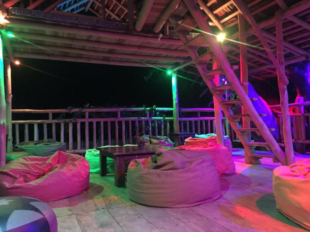 Tiki Bar Hostel Ella photo 3