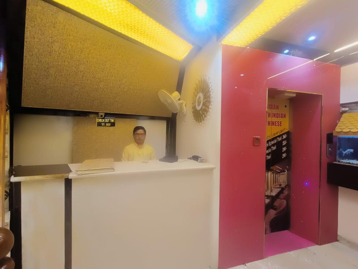 Hotel Shri Ram International photo 2