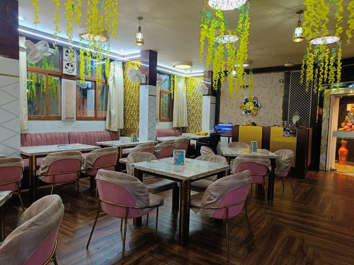 Hotel Shri Ram International photo 4