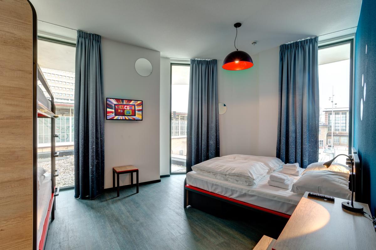 MEININGER Amsterdam Amstel photo 3