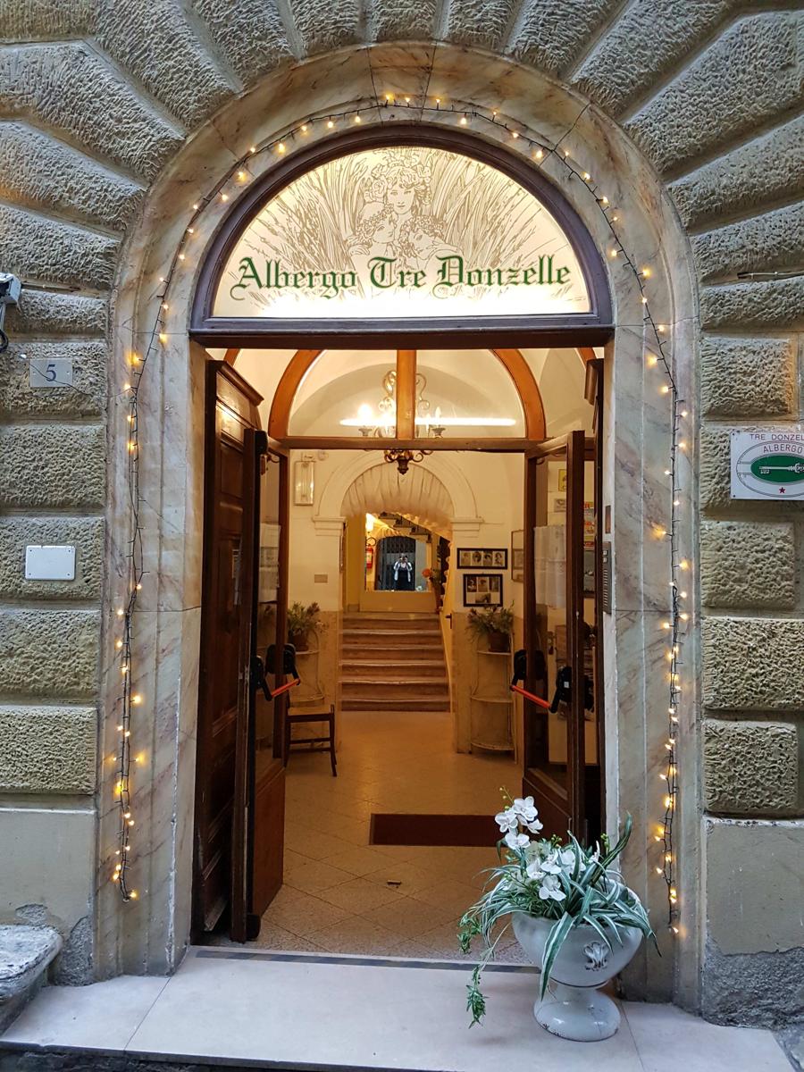Albergo Tre Donzelle photo 4