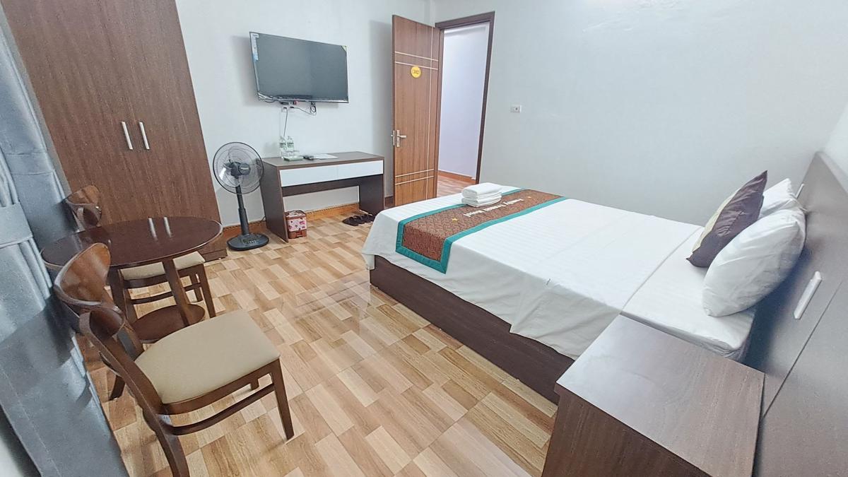 Family Transit Hostel photo 3