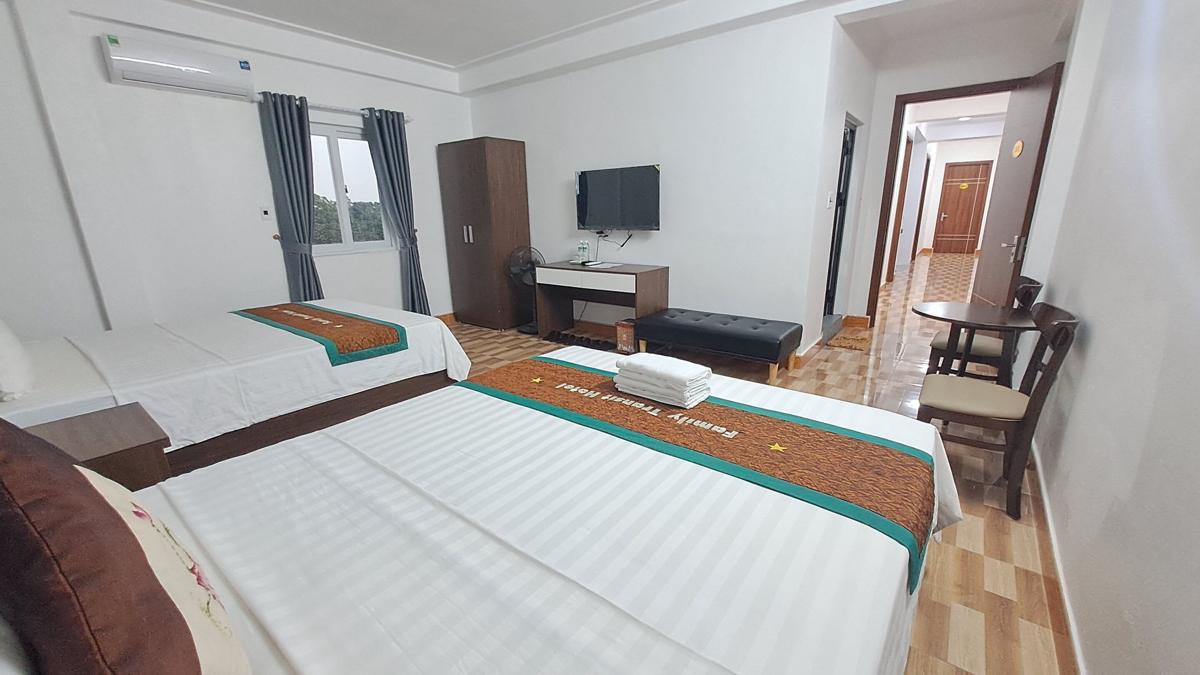 Family Transit Hostel photo 4