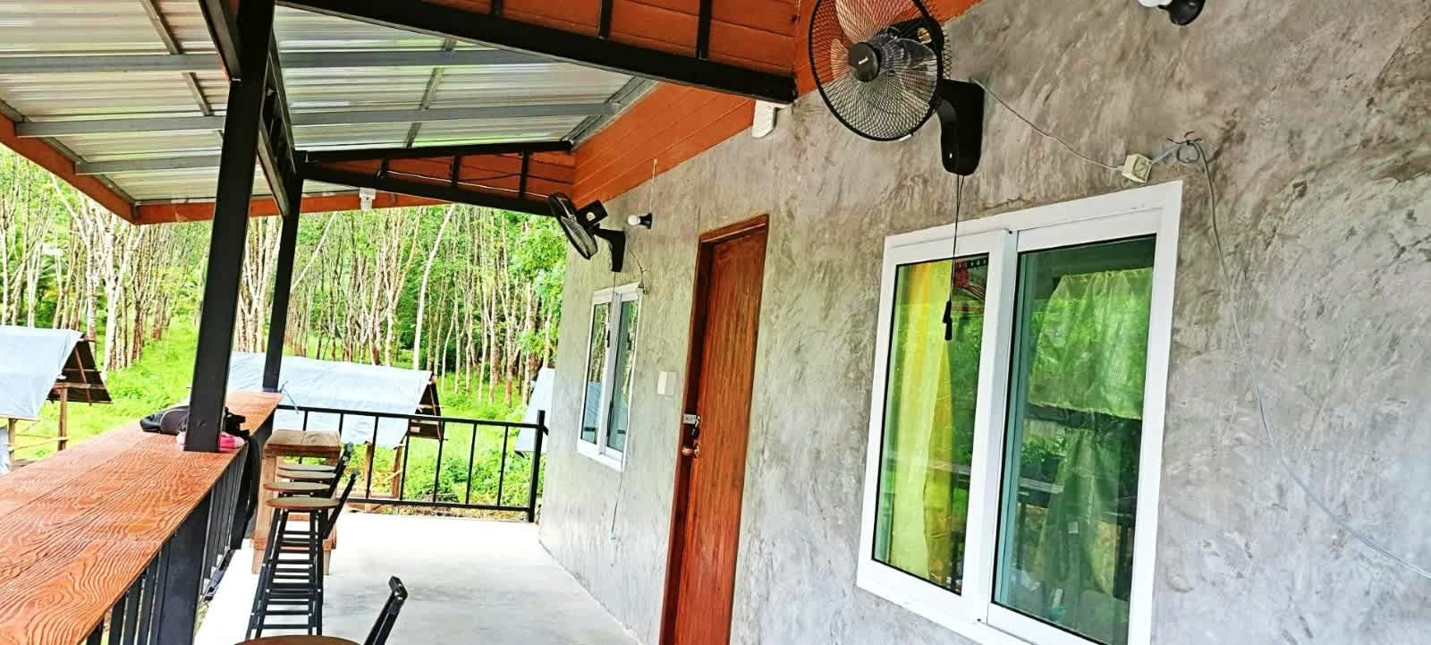 Yao Noi Hostel by KR photo 1