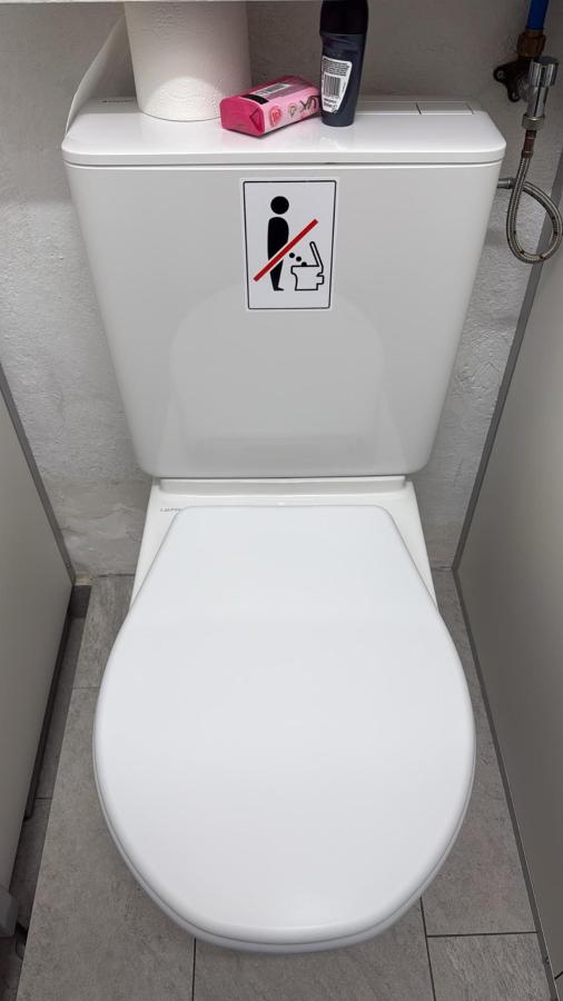 Viktoria Budget Hostel photo 6