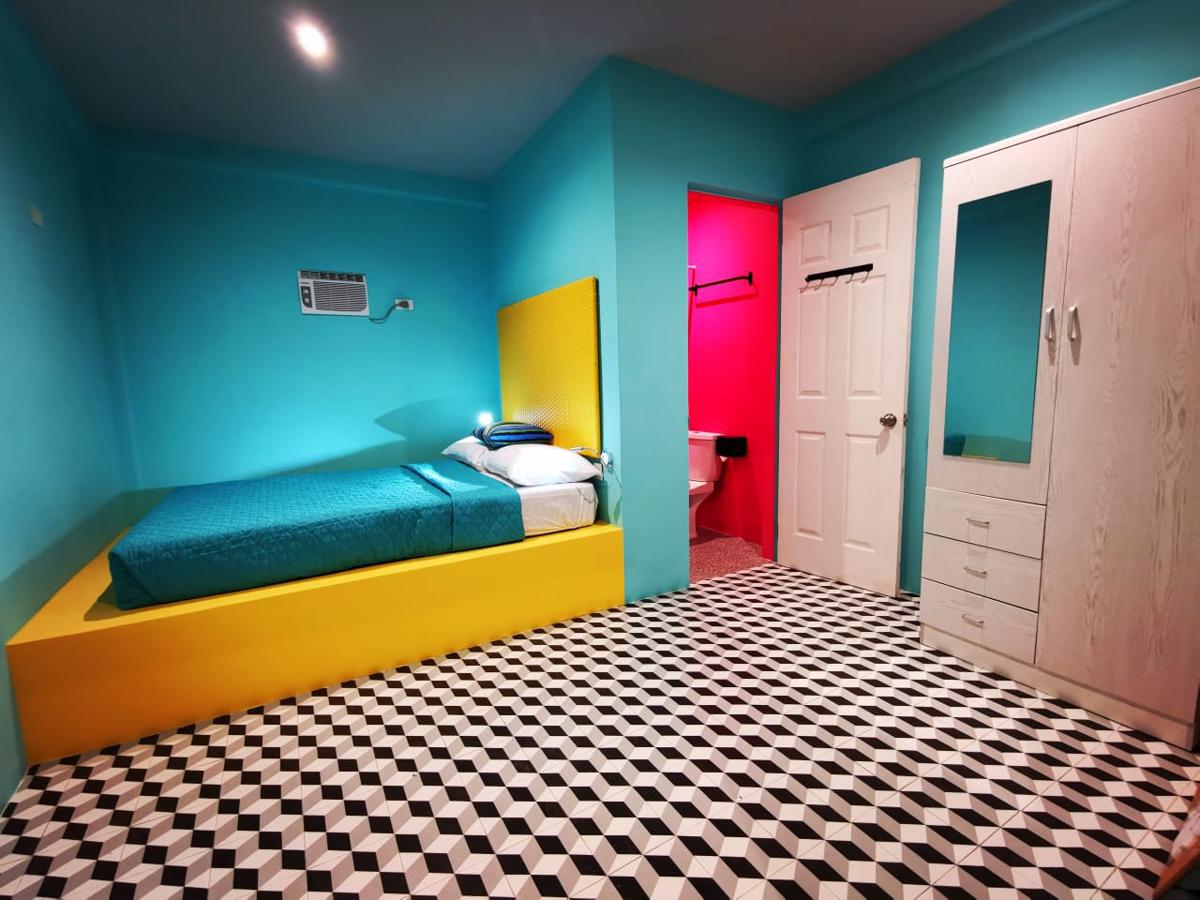 Way Shack Hostel Oslob Cebu photo 3