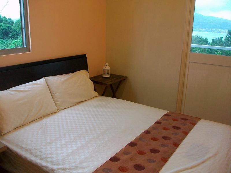 Alex's Oceanview Stay photo 3