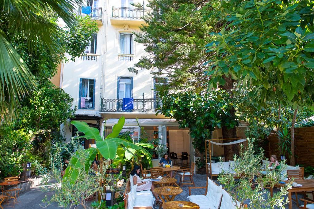Auberge de Jeunesse HI Nice Les Camélias photo 2