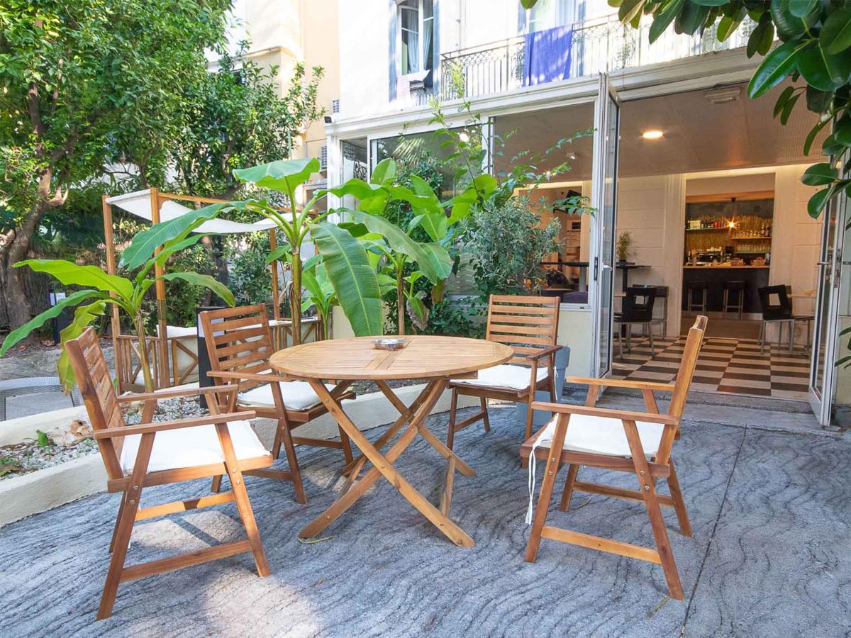 Auberge de Jeunesse HI Nice Les Camélias photo 3