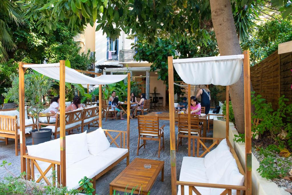 Auberge de Jeunesse HI Nice Les Camélias photo 4