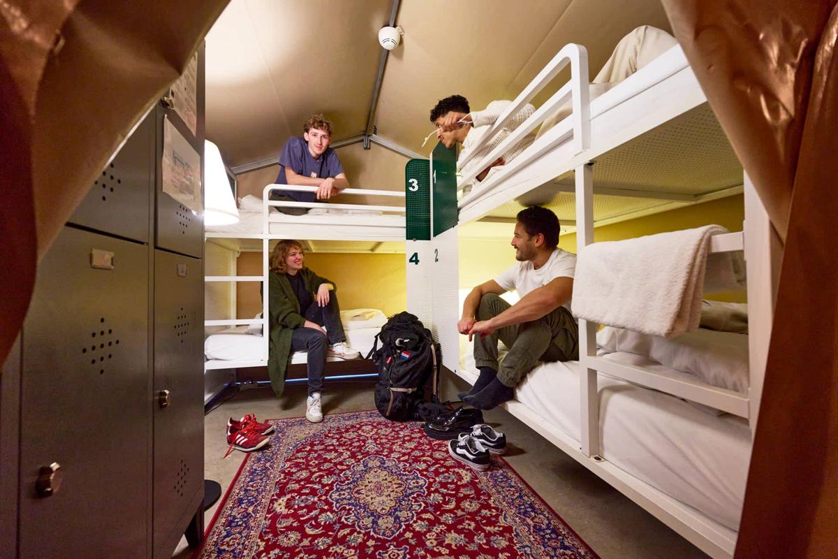 Urban Camper Hostel & Bar photo 4