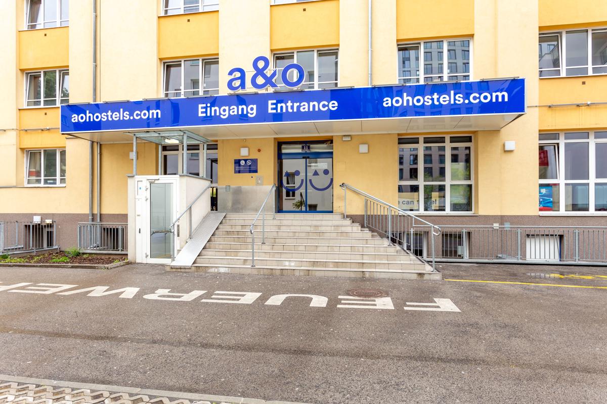 a&o Wien Hauptbahnhof photo 2