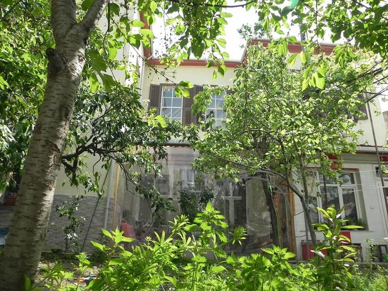 Lotus Garden Hostel Izmir photo 1