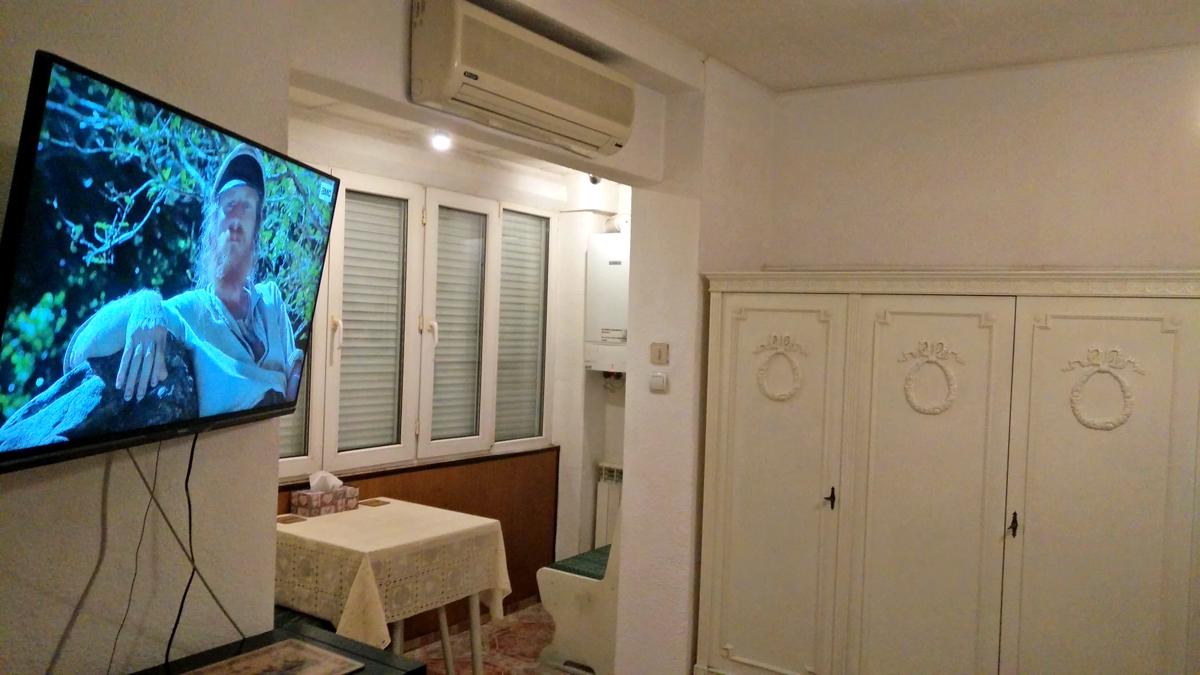 One Bedroom Apartment FRENCH EMBASSY photo 2
