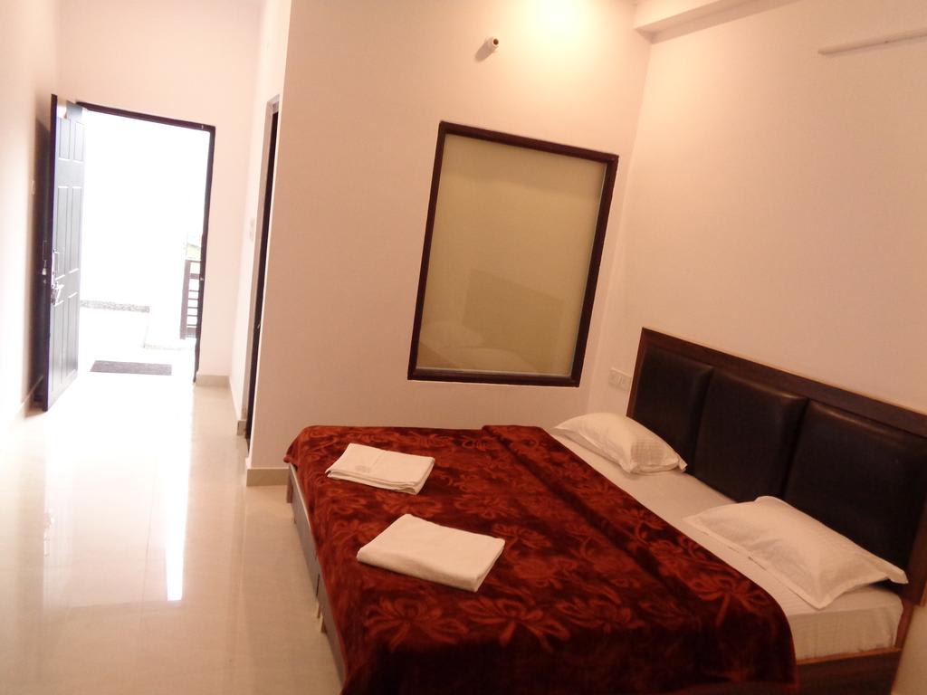 Hotel Tapovan Cottage photo 2