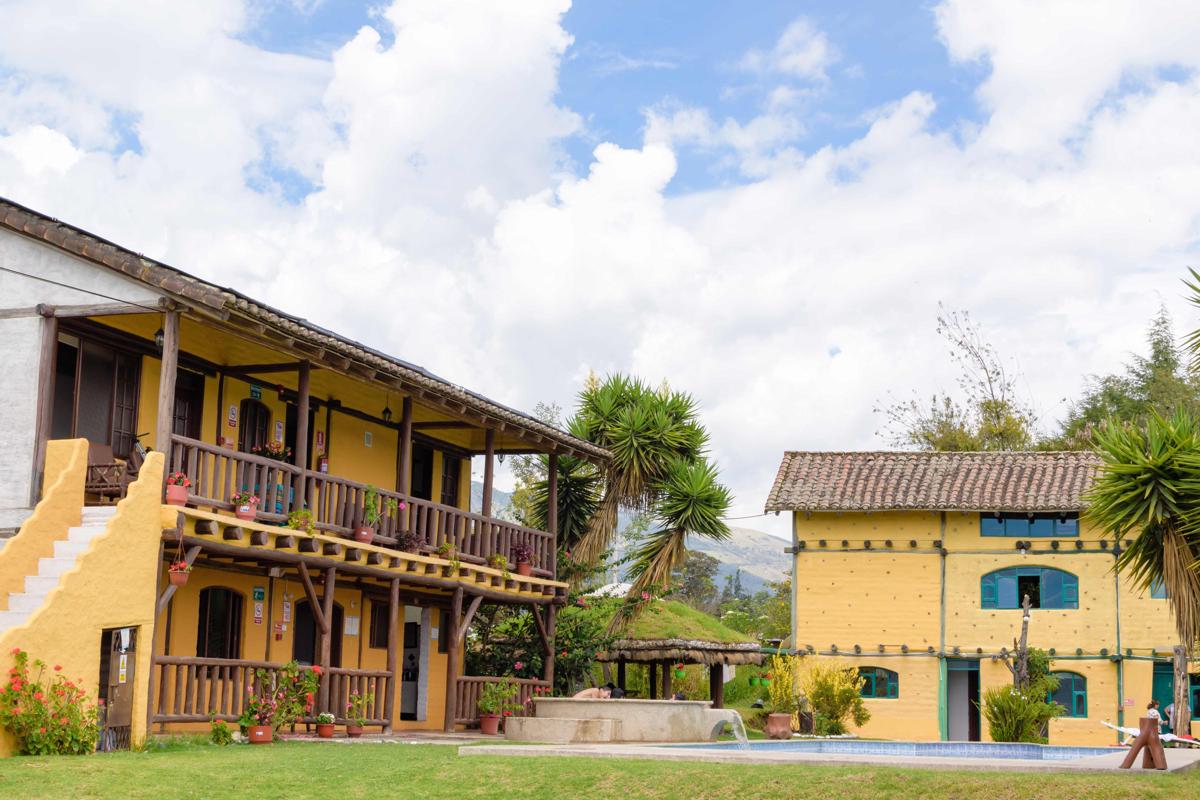 Hosteria Colibri Aeropuerto photo 1