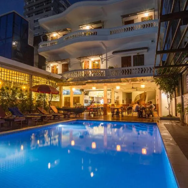 Poolside Villa photo 5