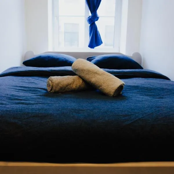 Lighthouse Hostel and Rooms photo 5