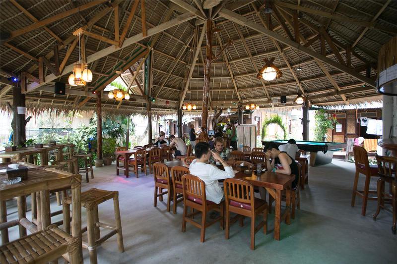 Frendz Resort & Hostel Boracay photo 2