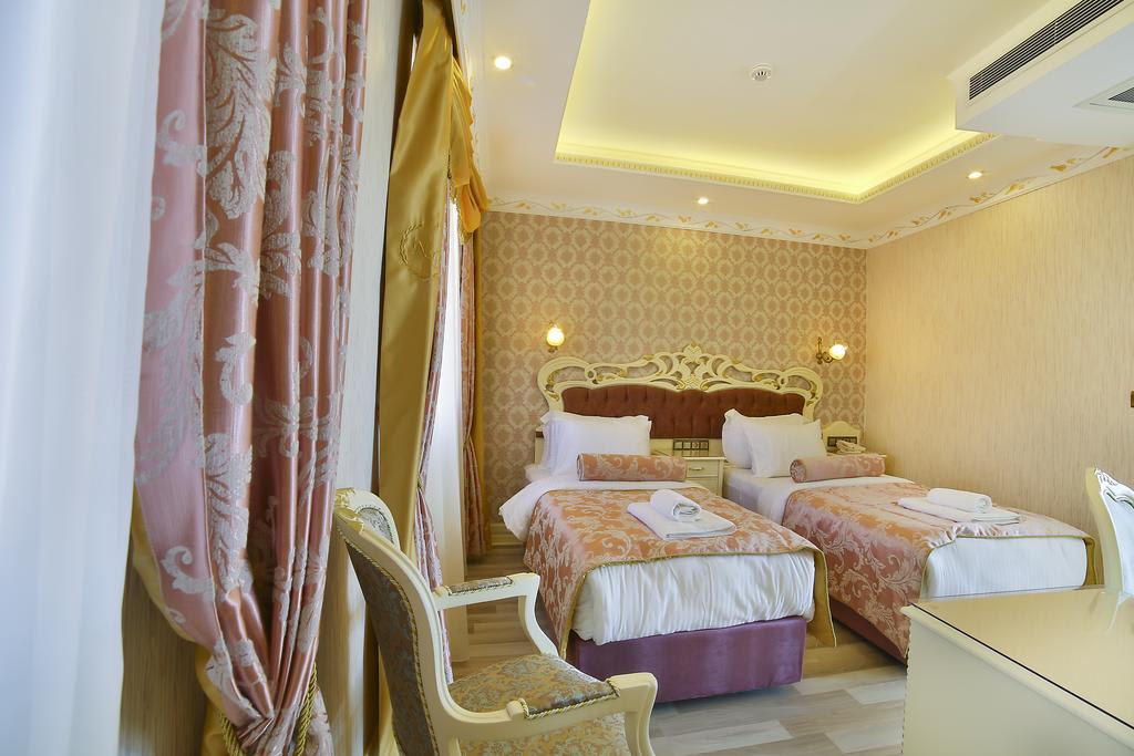 Nayla Palace Hotel photo 3