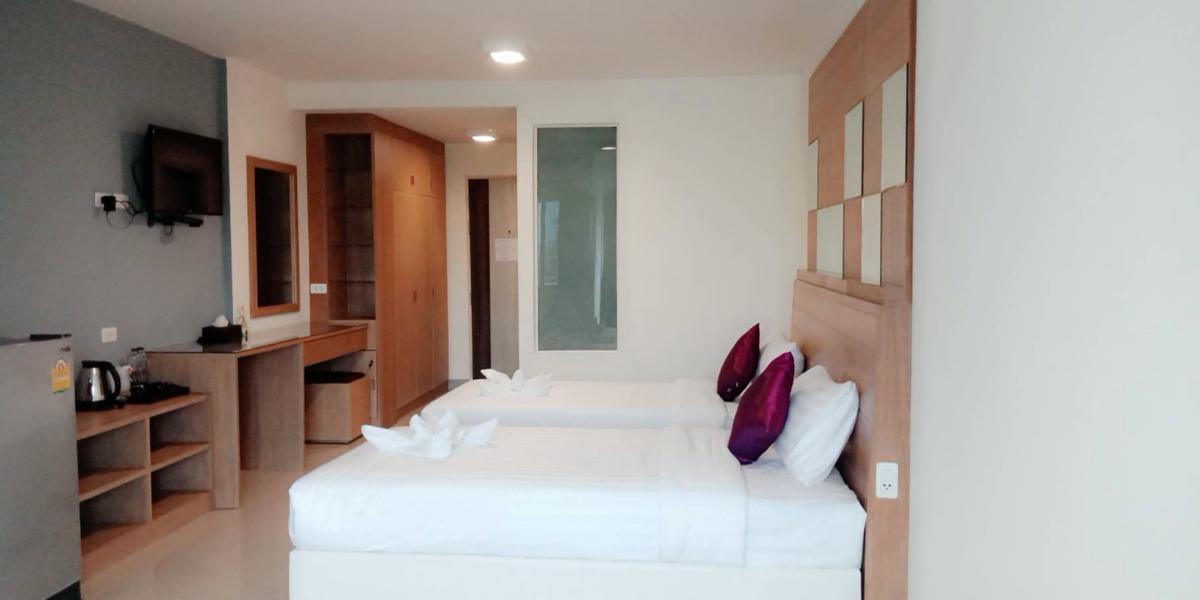The Greenery Central Suites photo 3