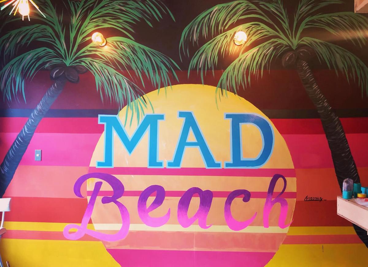 Mad Cat Hostel Osaka & Bar photo 3