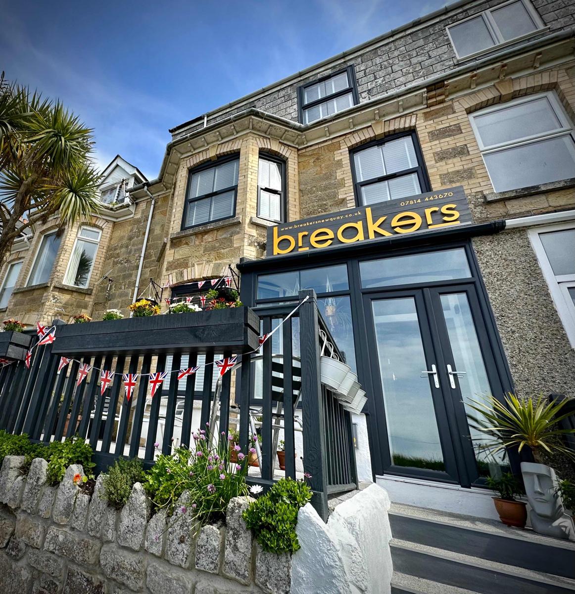 Breakers Guesthouse photo 1