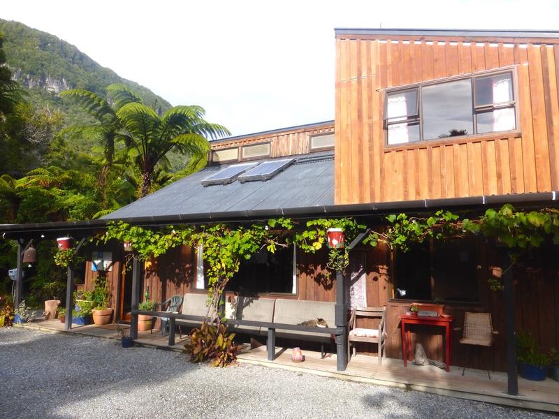 Te Nikau Retreat photo 3