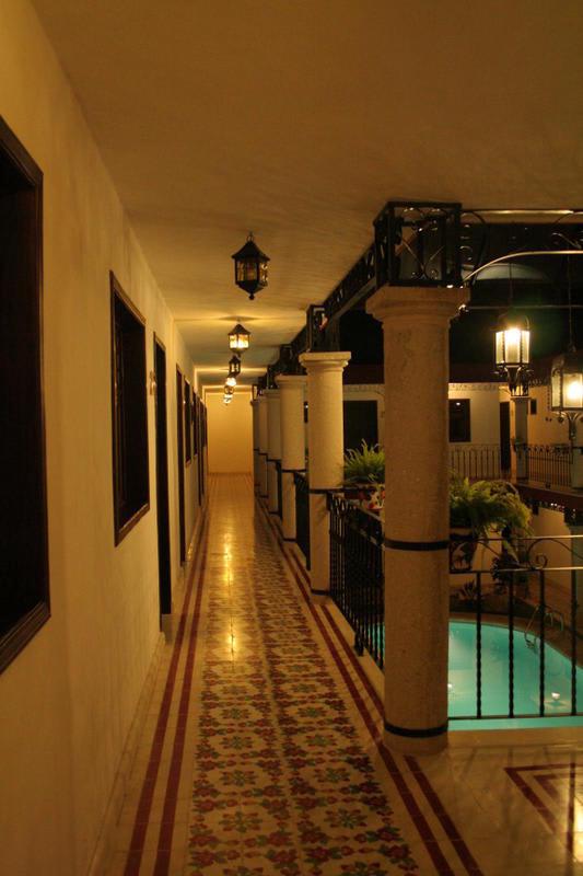 Hotel Colonial La Aurora photo 2