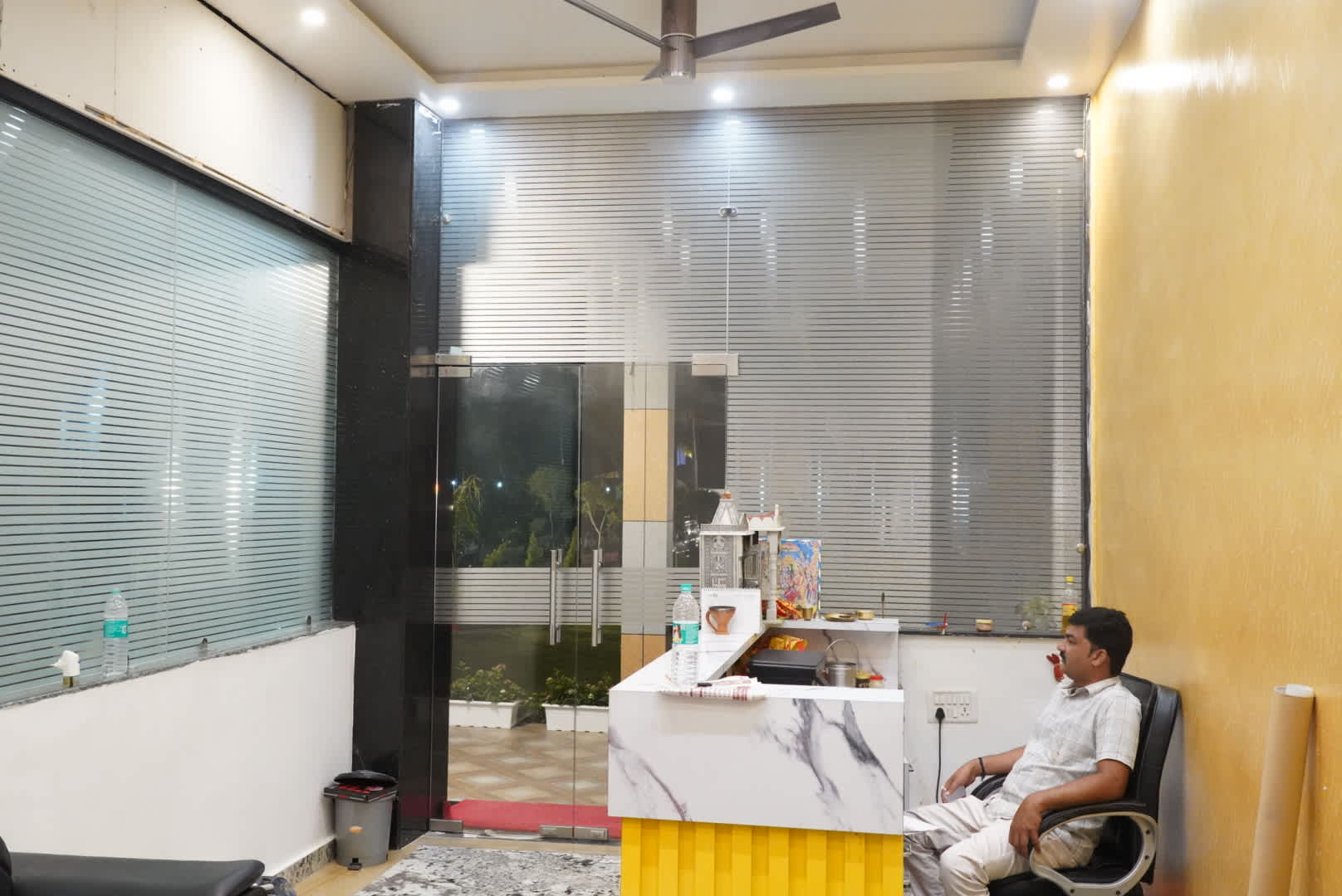 Viraj International Hotel photo 2