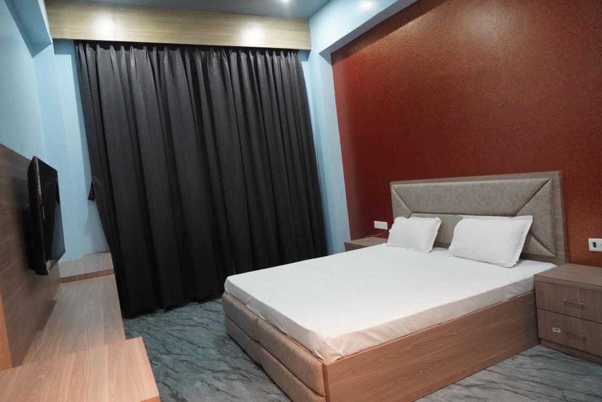 Viraj International Hotel photo 3